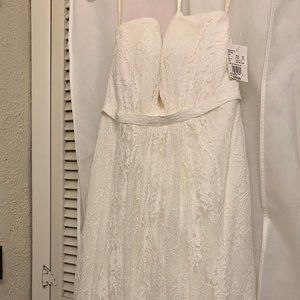 David's Bridal Galina wedding dress size 10